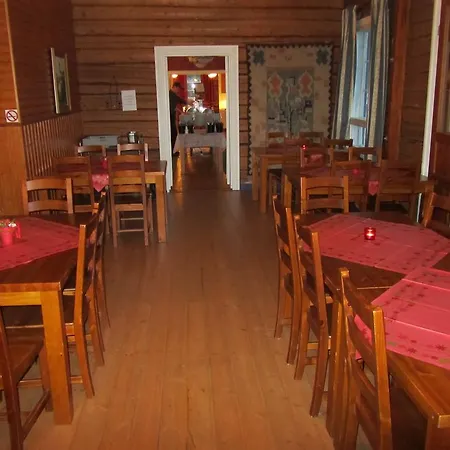 Ilmajoen Kestikartano Pensión 3*
